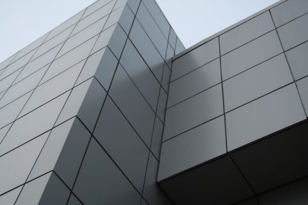 Вентилируемый фасад, материал отделки - стальные панели